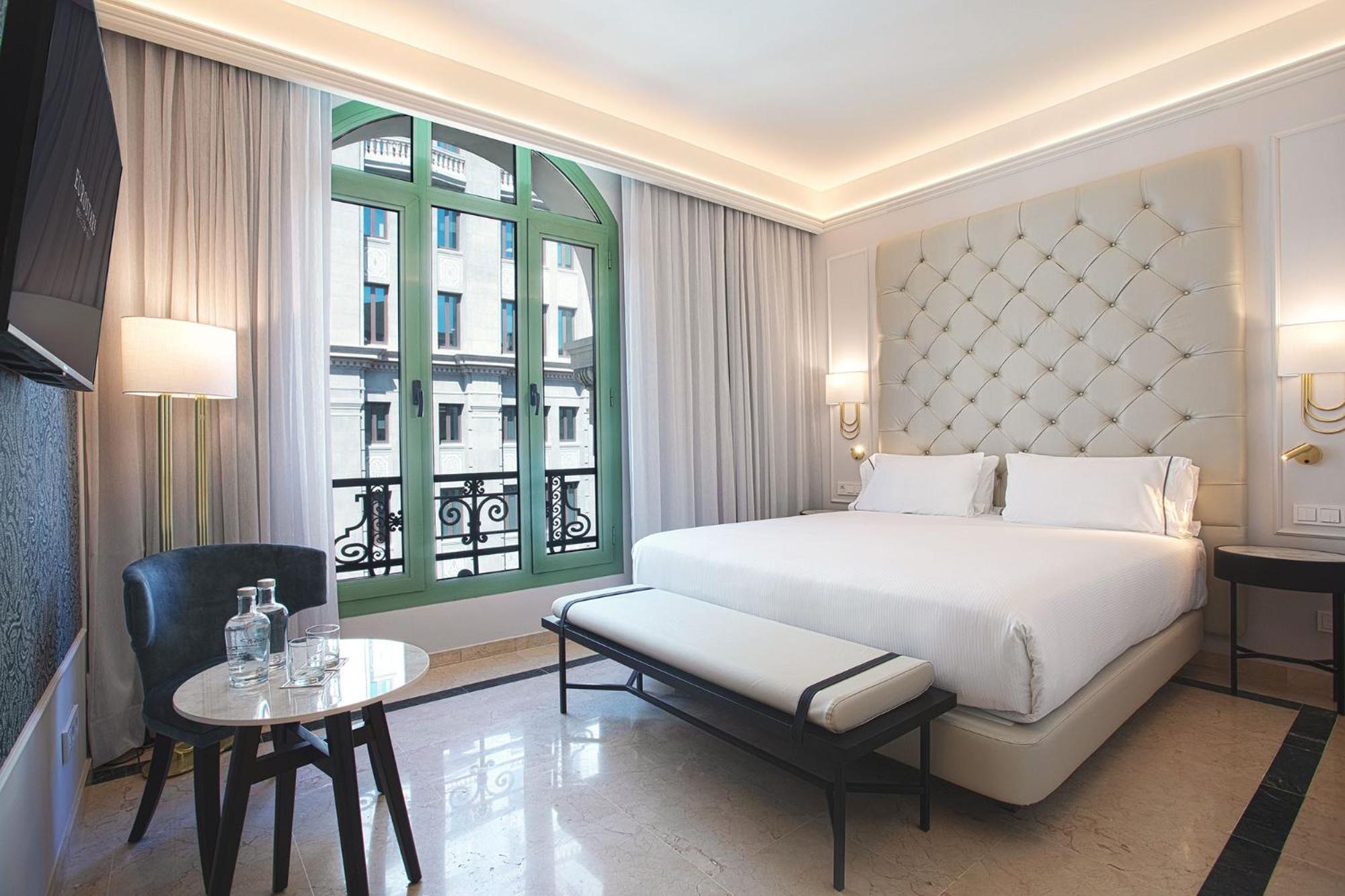 6 Hoteles Románticos en el Barrio Gótico que Merece la Pena Reservar