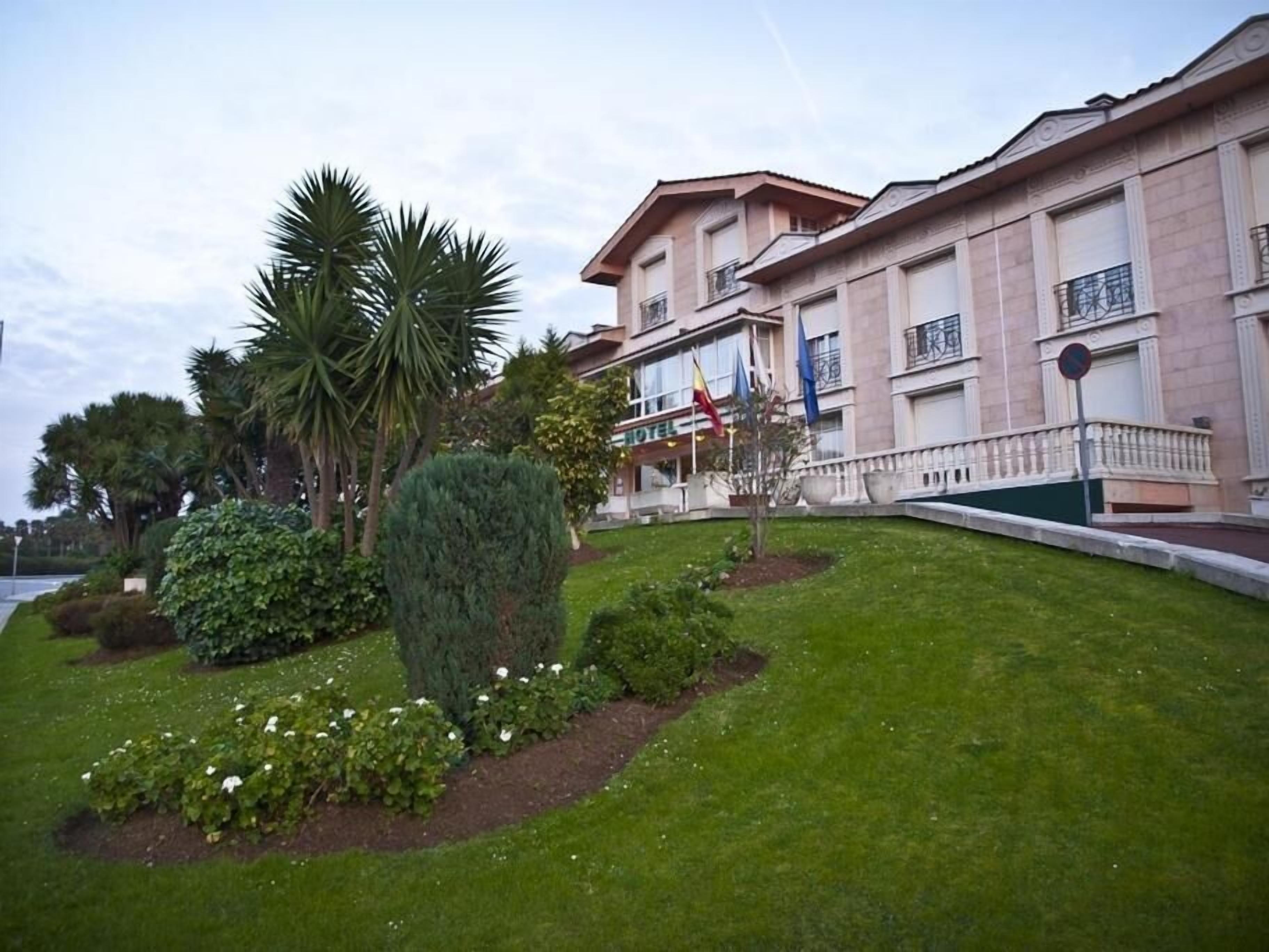 Los 5 Mejores Hoteles de Playa al Museo Evaristo Valle