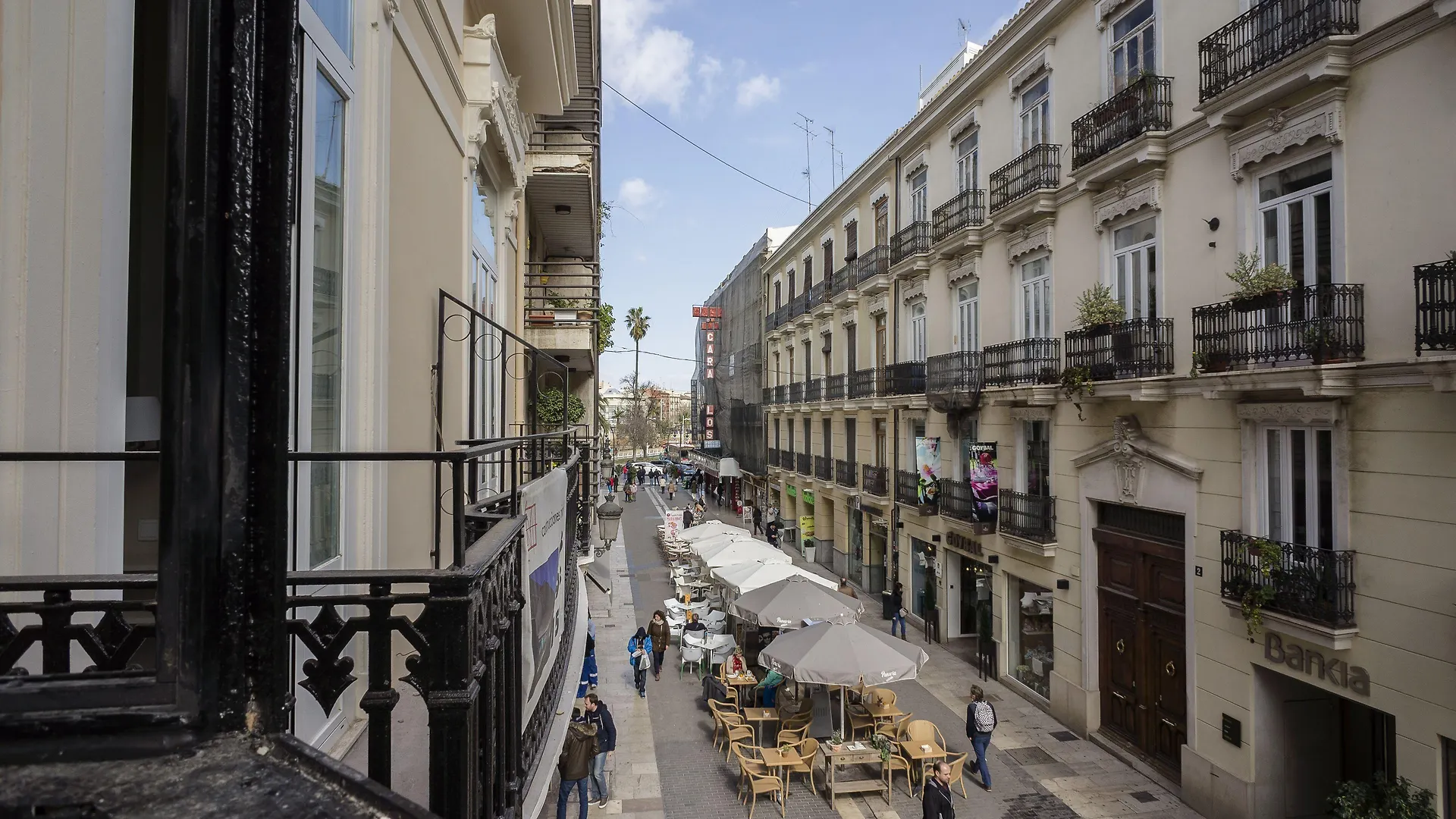 5 Hoteles Románticos en Ciutat Vella Que Enamoran
