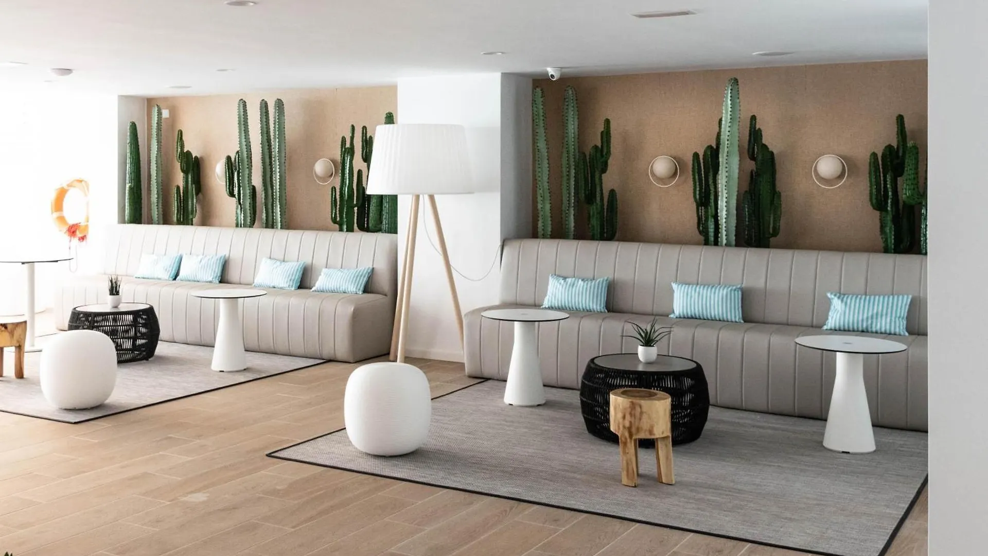 9 Hoteles Céntricos en S'Arenal Playa de Palma que Vale la Pena Reservar