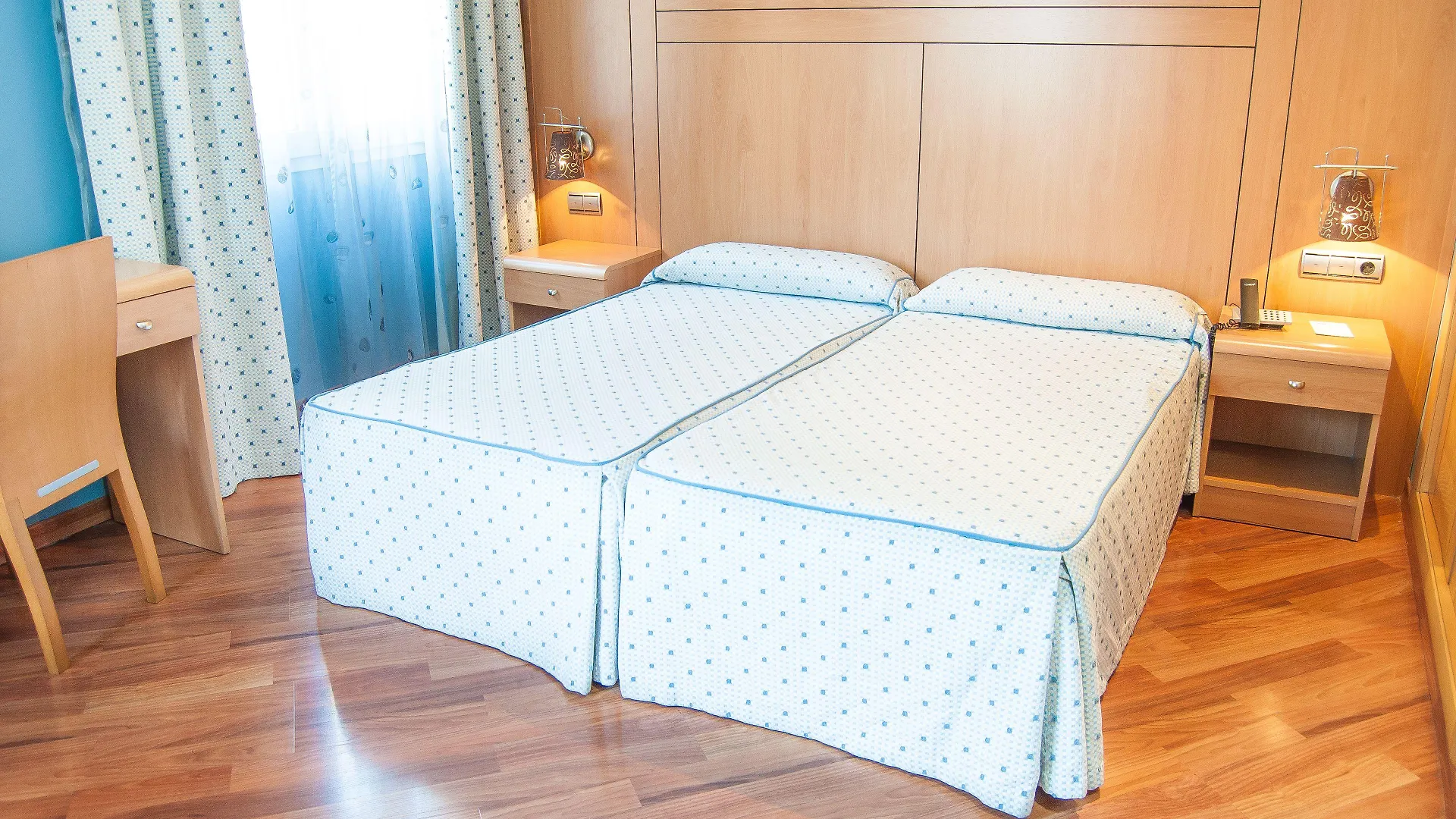 6 Hoteles Céntricos Cerca de Los Cahorros Que Vale la Pena Conocer