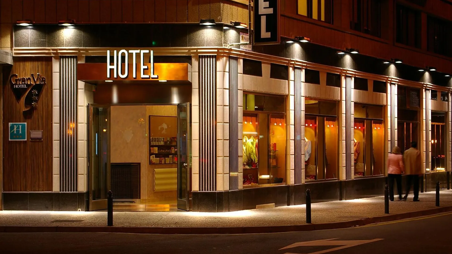 3 Hoteles Céntricos cerca de la Aljafería que Merece Reservar
