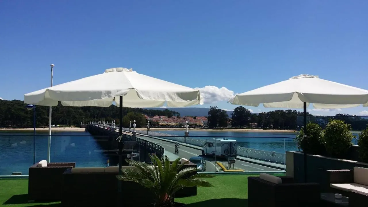 4 Hoteles Céntricos cerca del Club de Golf de La Toja con Acceso Directo