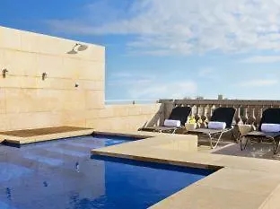 Cerca del Acuario de Barcelona: 4 Hoteles Céntricos Comparados