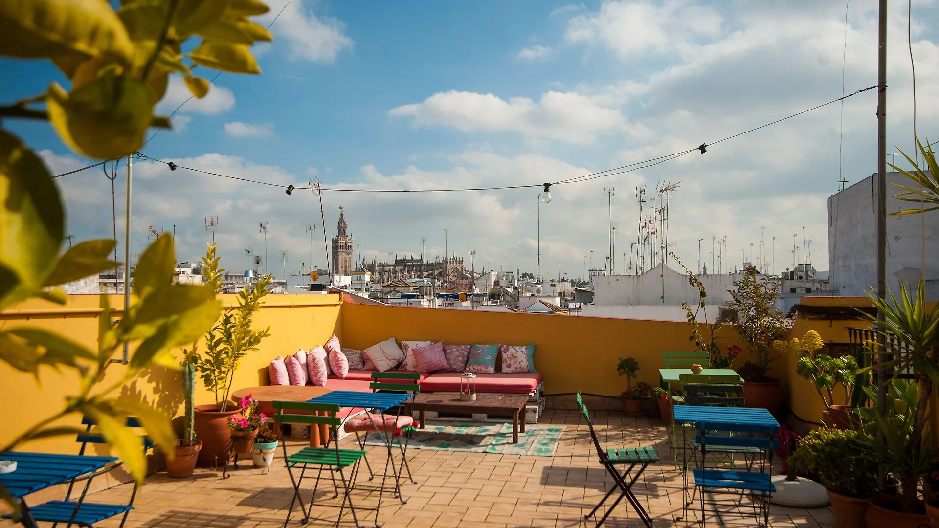 4 Hoteles de Ocio en Sevilla para Viajes sin Complicaciones