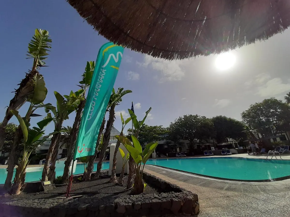 7 Hoteles Céntricos Cerca del Castillo de las Coloradas en Playa Blanca