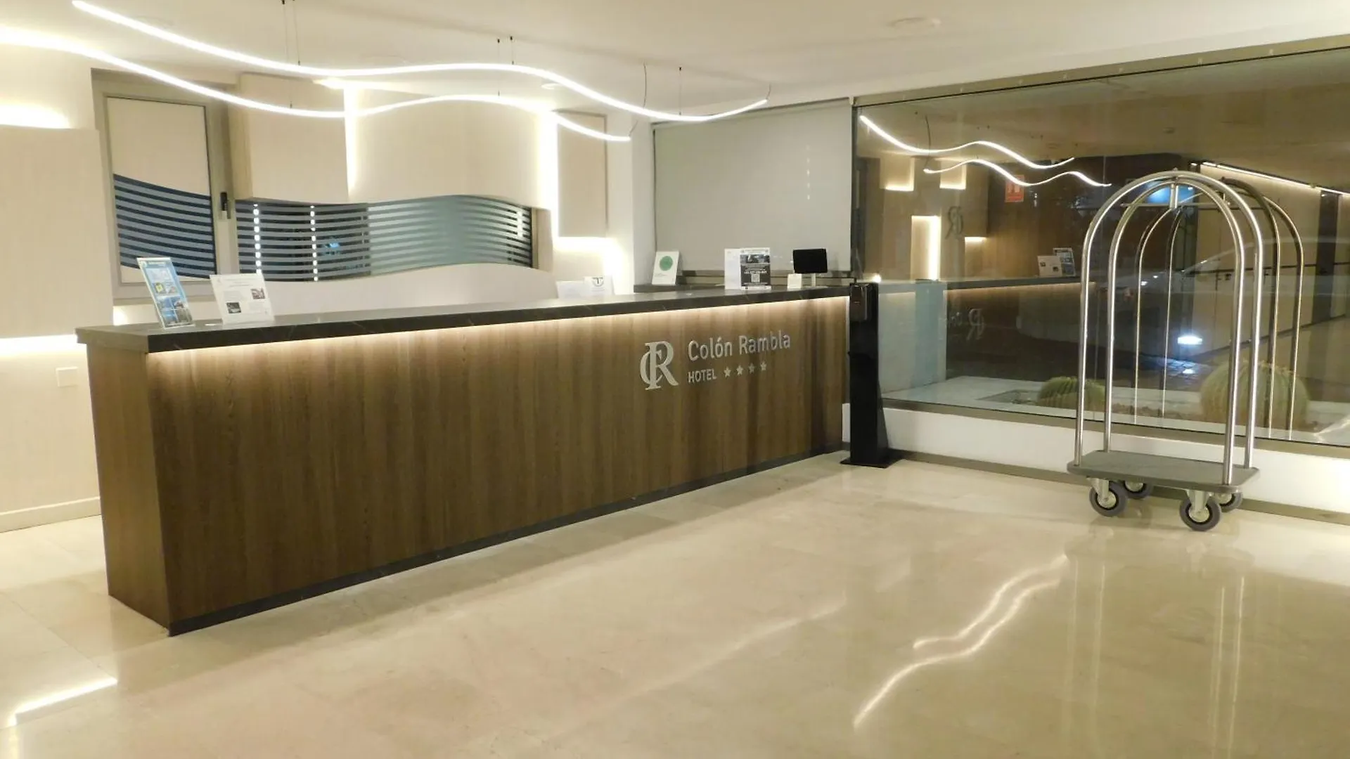 5 Hoteles Céntricos cerca del TEA Tenerife que Vale la Pena Reservar
