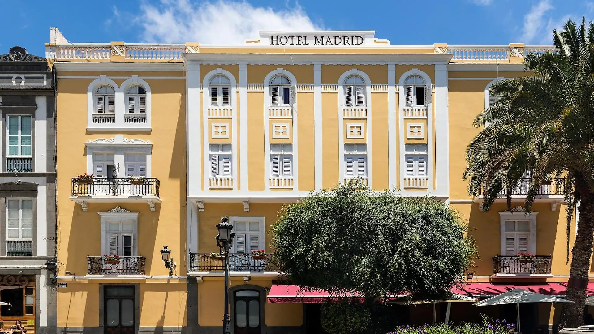 5 Hoteles Cerca de Infecar con Acceso Fácil al Recinto Ferial