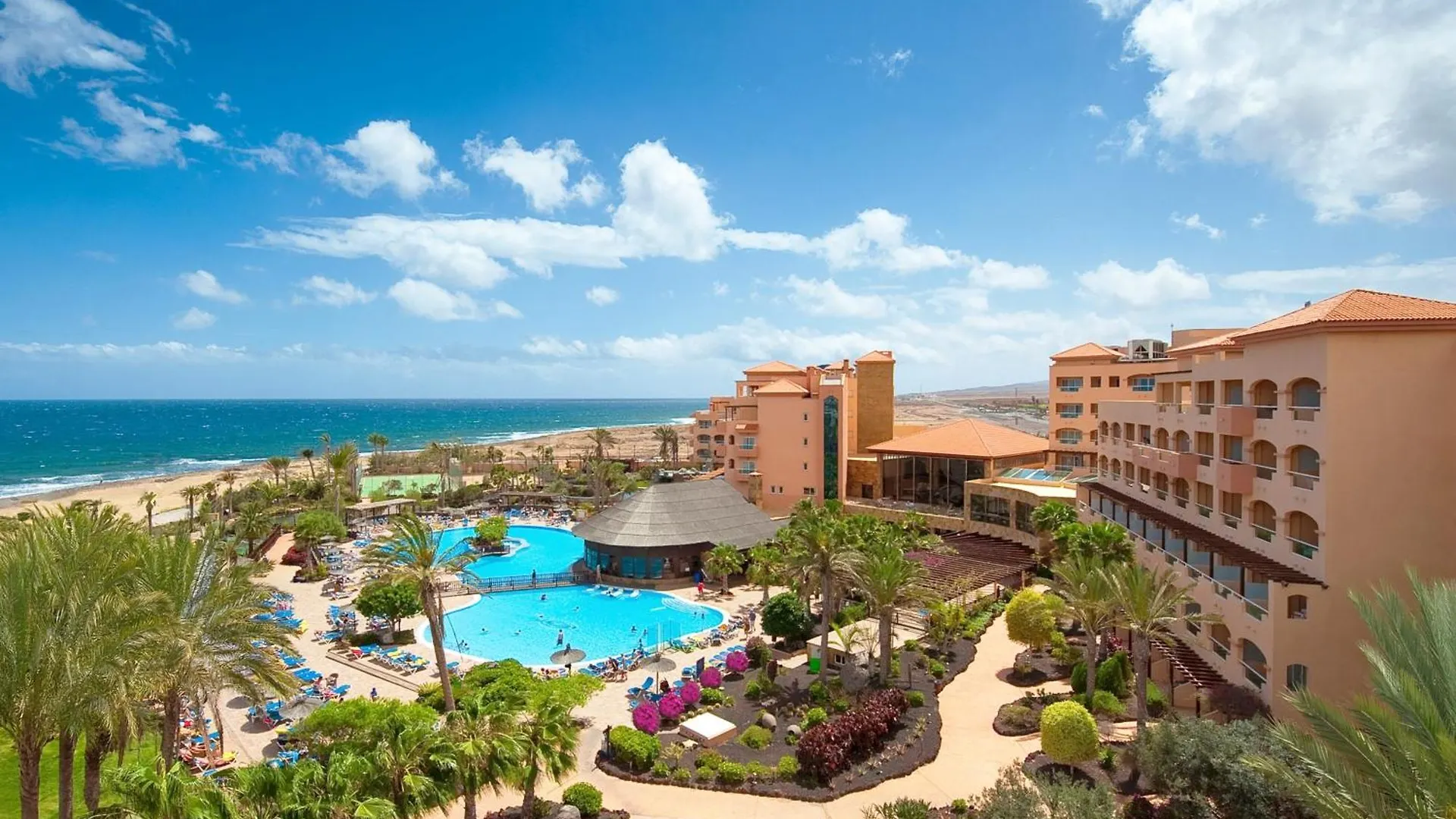 Los 15 Mejores Resorts en Islas Canarias para Cada Tipo de Viajero