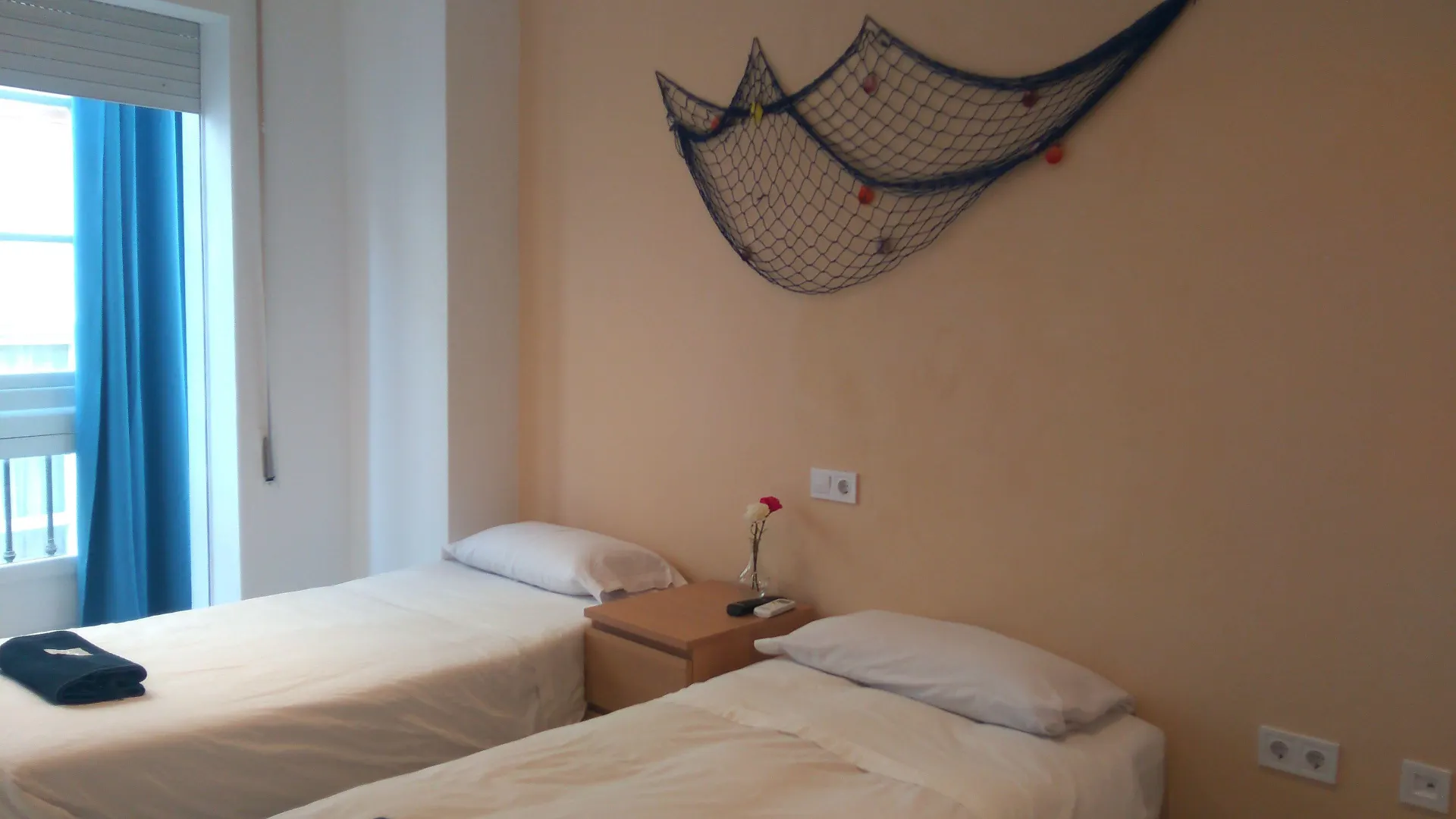 Centro Histórico de Cádiz: 4 Hoteles Baratos Comparados