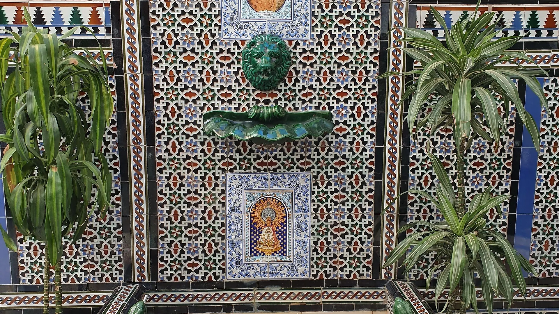 15 Hoteles Cerca del CAAC que Debes Conocer en Sevilla