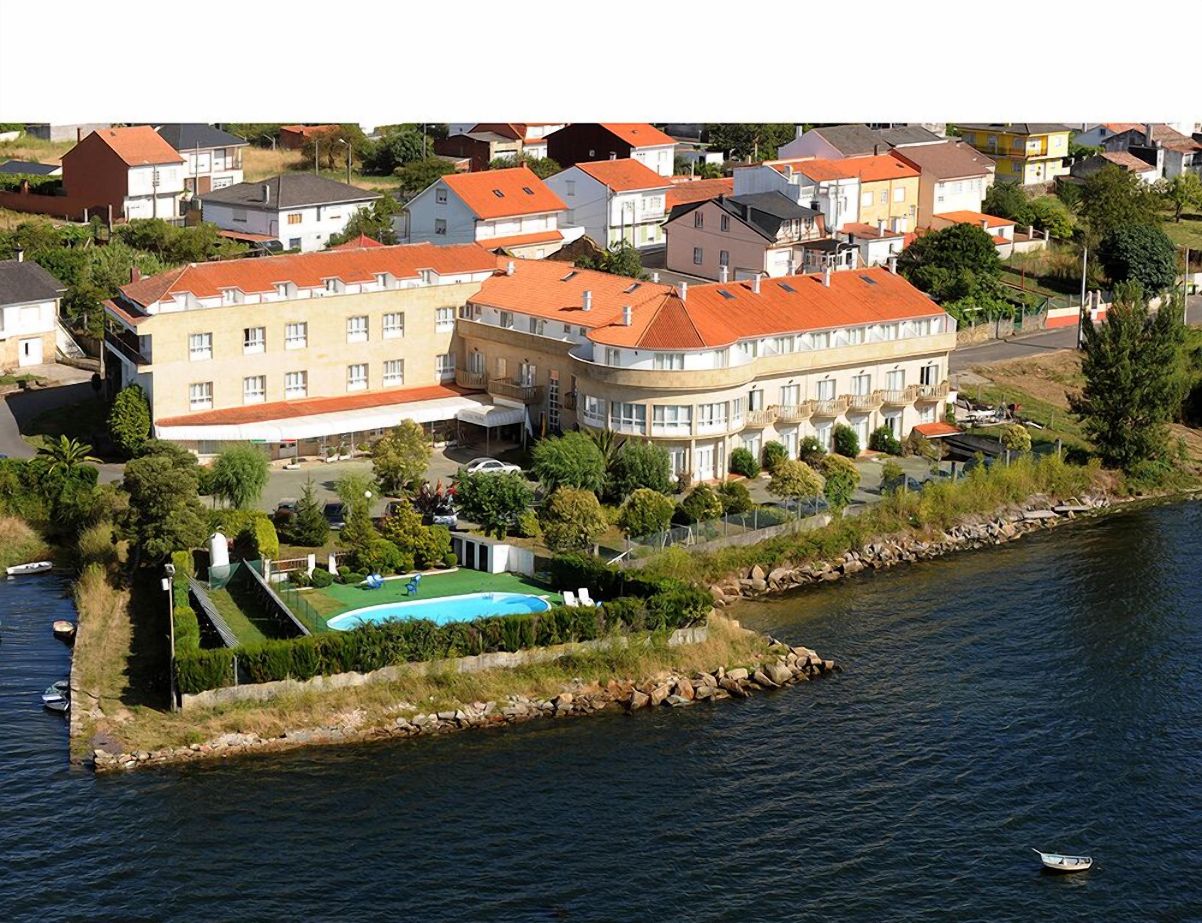 Dónde Alojarse en Galicia: 15 Hoteles de Playa Imprescindibles
